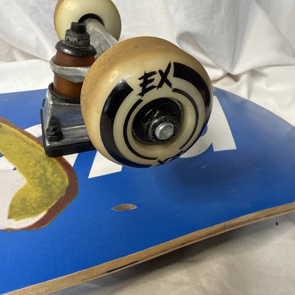 EX Kermit Frog Graphic Blue Skateboard Truck Ex Wheels Board Ride - Picture 8 of 12